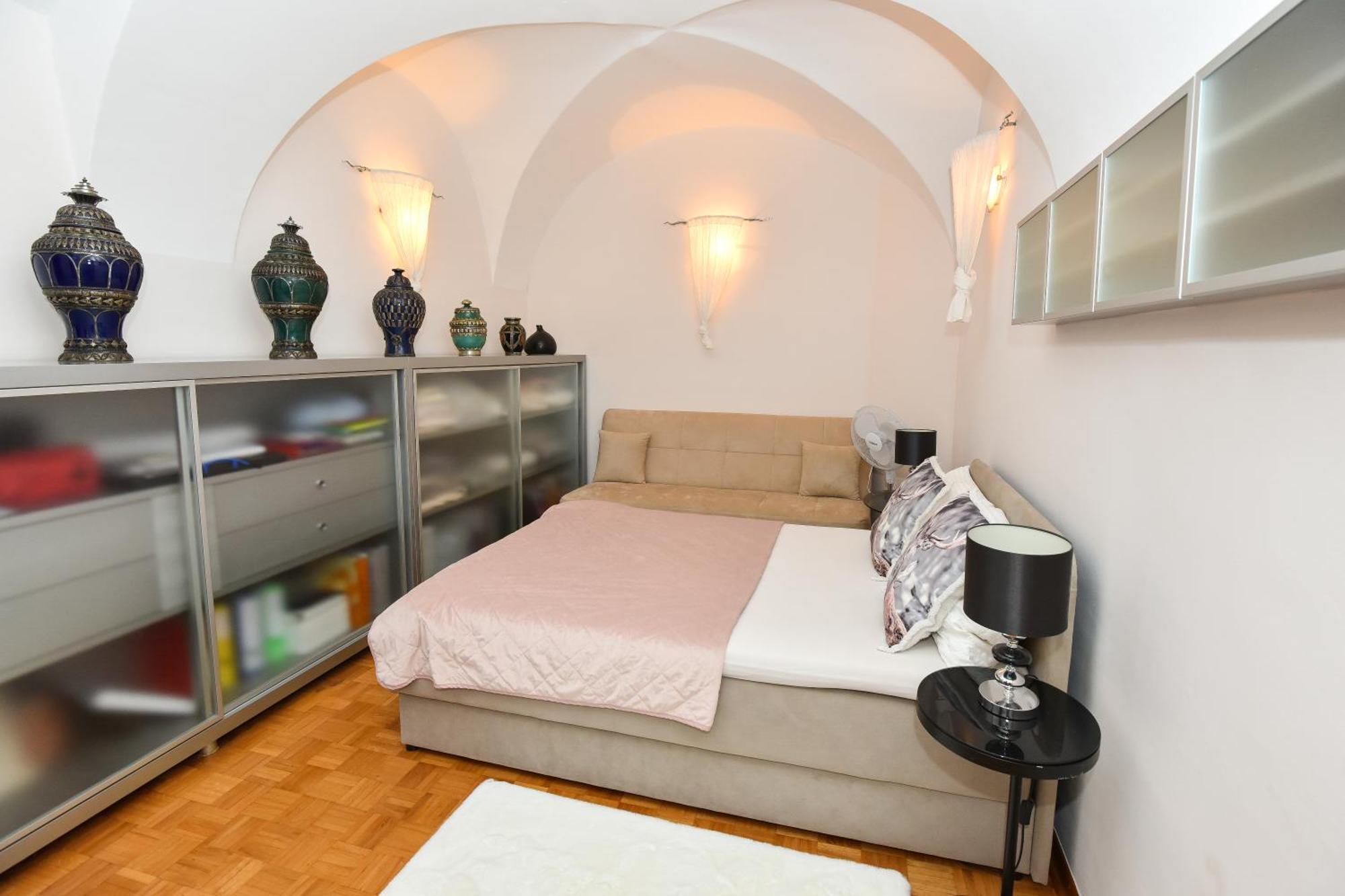Neoclassical Luxury Apartment Liubliana Exterior foto