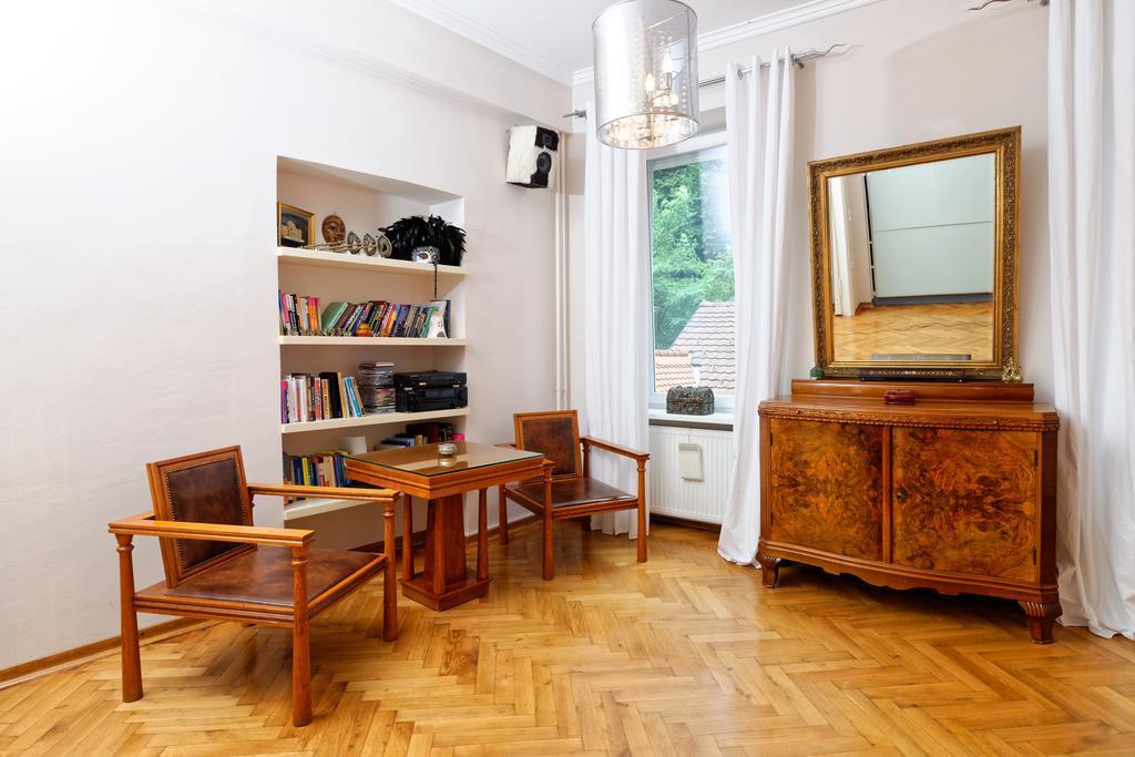 Neoclassical Luxury Apartment Liubliana Exterior foto