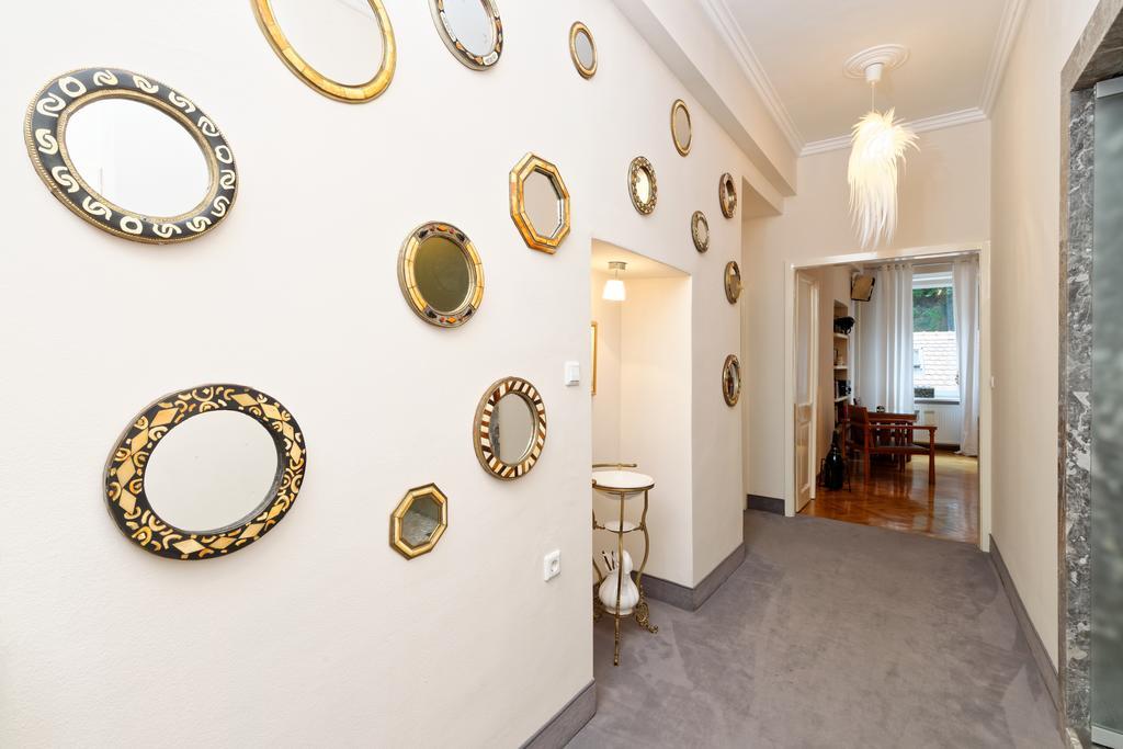 Neoclassical Luxury Apartment Liubliana Exterior foto